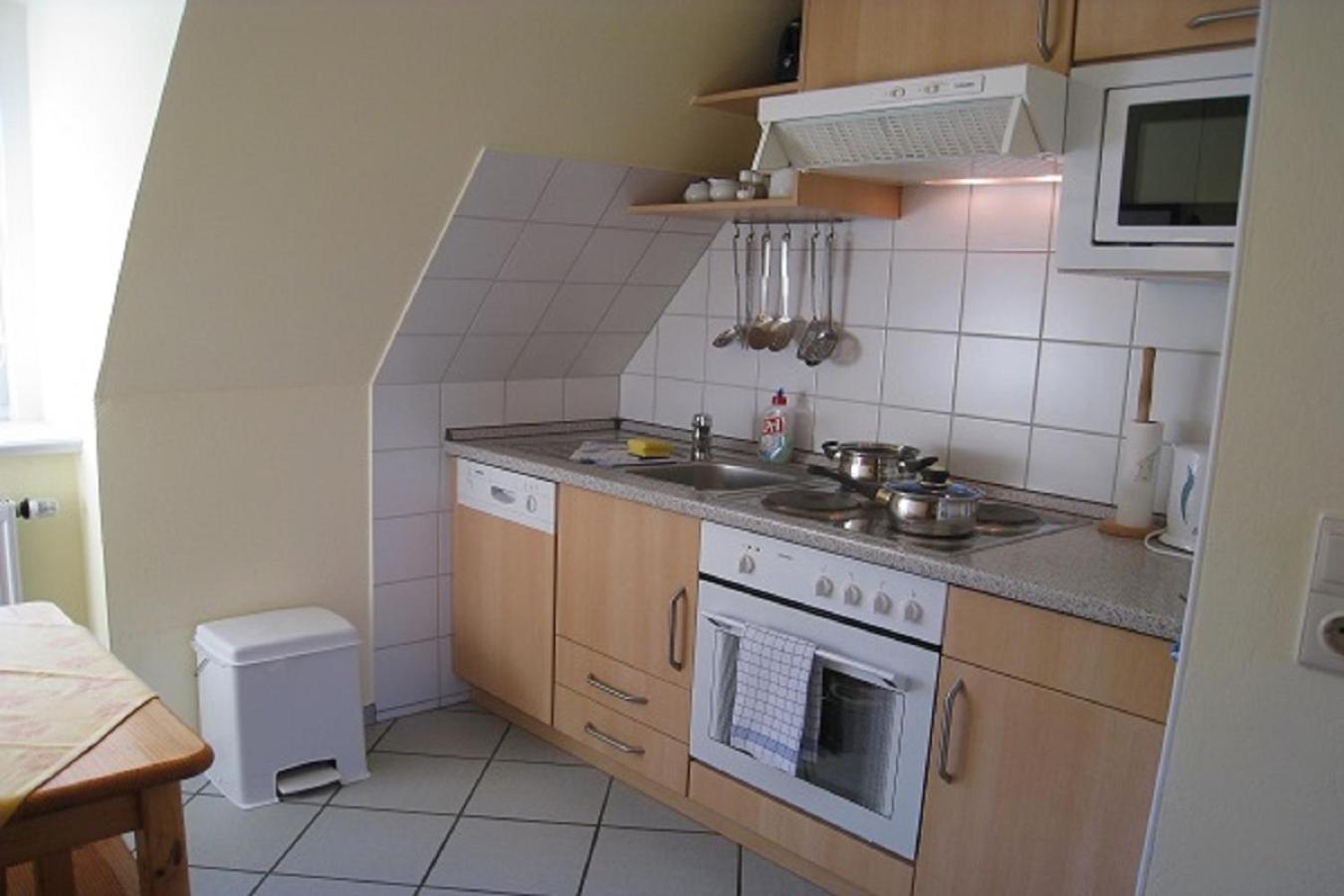 Apartamento Haus Am Deich Utersum Exterior foto