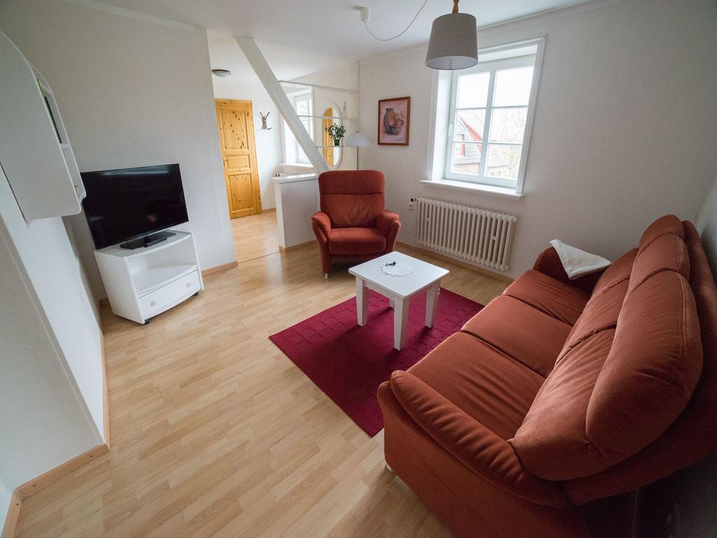 Apartamento Haus Am Deich Utersum Exterior foto